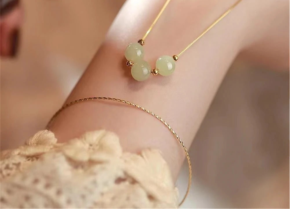 Collar de suerte y elegancia, cuentas de jaspe verde natural