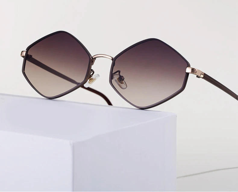 Lunettes Steampunk Femme 2025 Hexagonales Métal