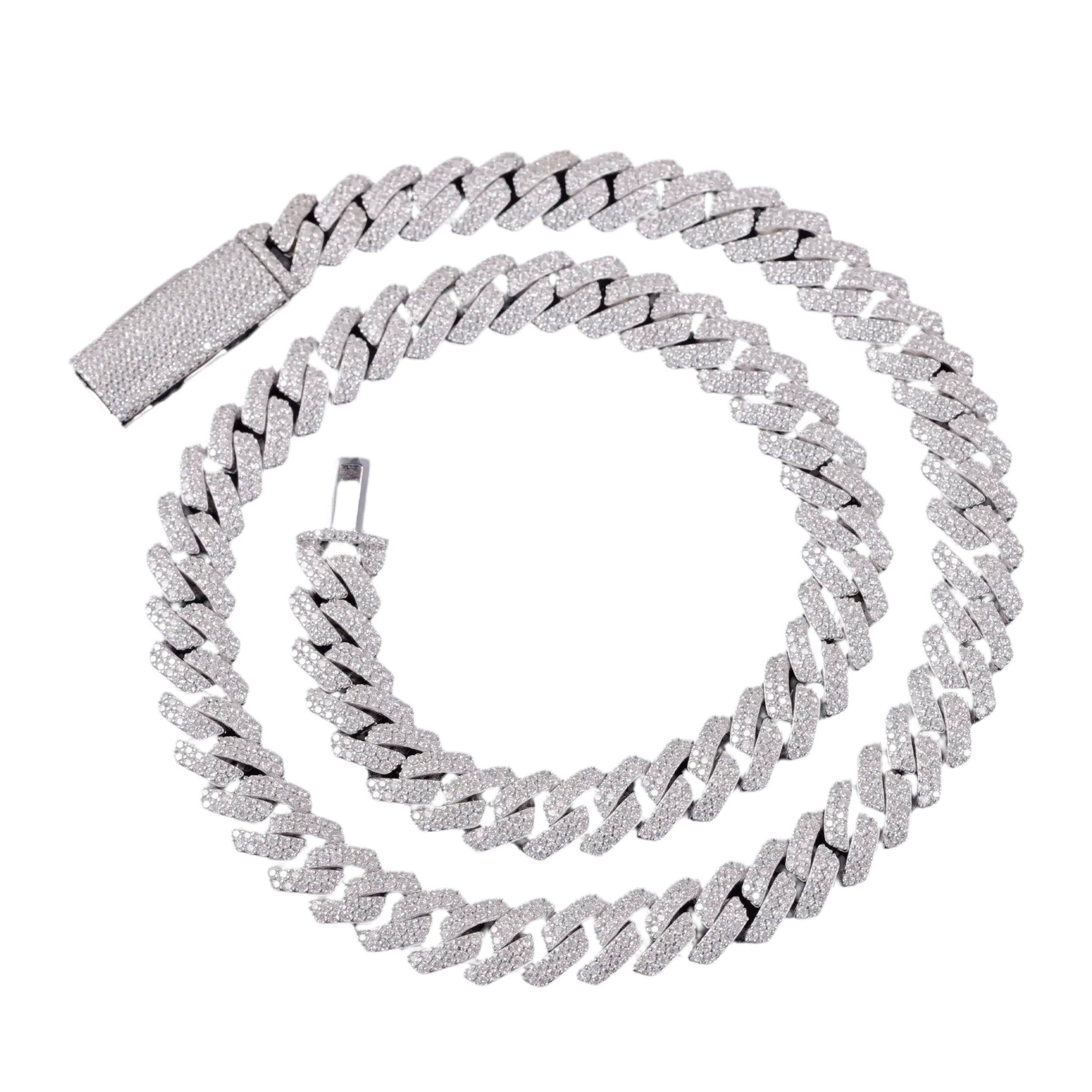 Chaîne cubain 10 mm moissanite – gros plan sur fermoir
