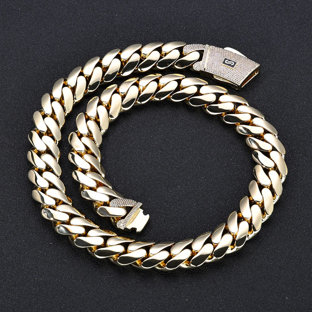Collier cuban chain doré avec fermoir gravé luxe
