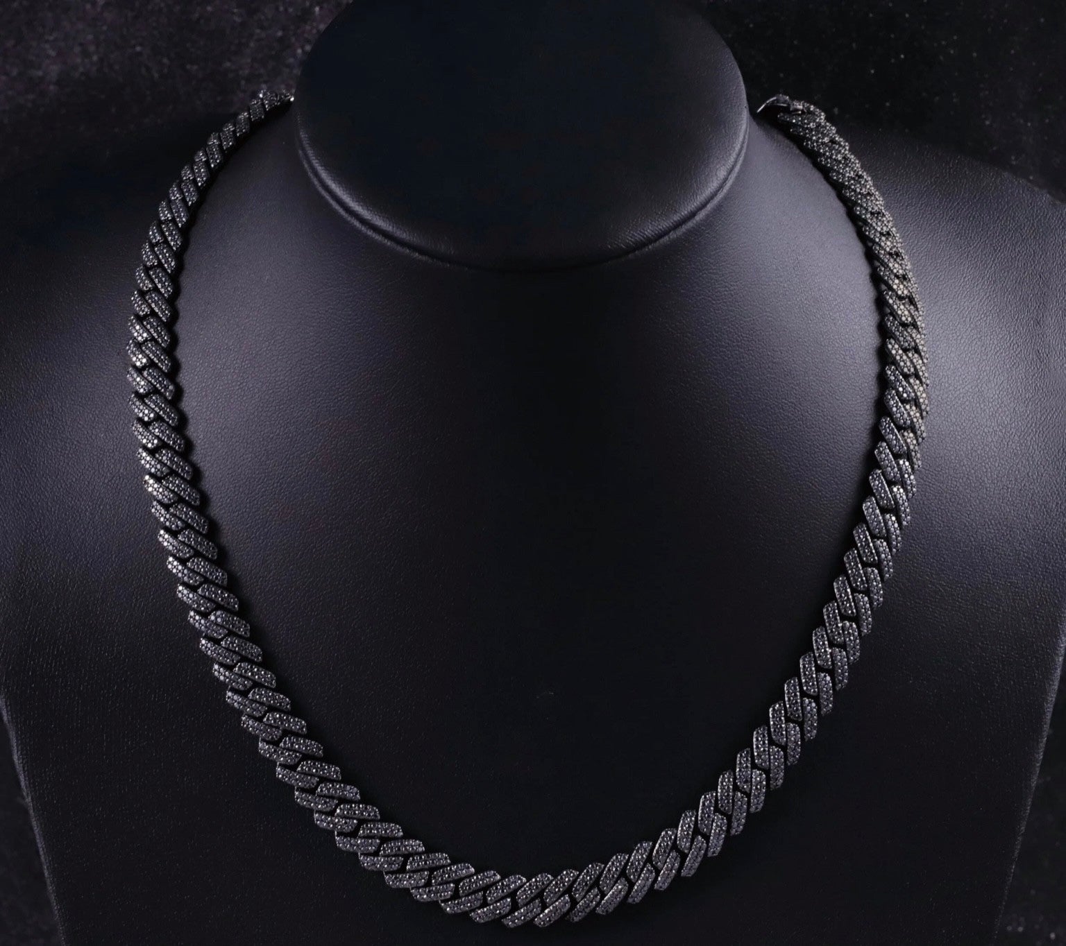 Chaîne Cuban Link Noire moissanite et Argent 925 (10mm)