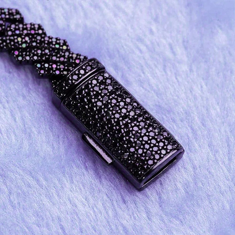 Cadena de lujo con moissanita negra y garras: joyería de alta calidad en plata de ley 925 certificada.