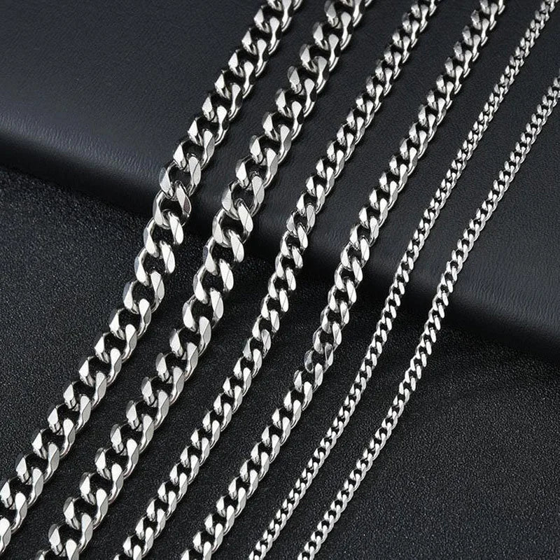 Collier Chaîne Classique en Acier Inoxydable Pour Hommes et Femmes