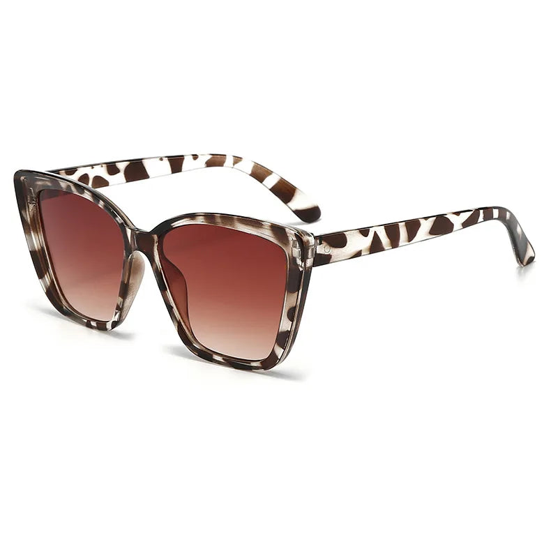 Lunettes de Soleil Yeux de Chat – Vintage et Élégance Féminine