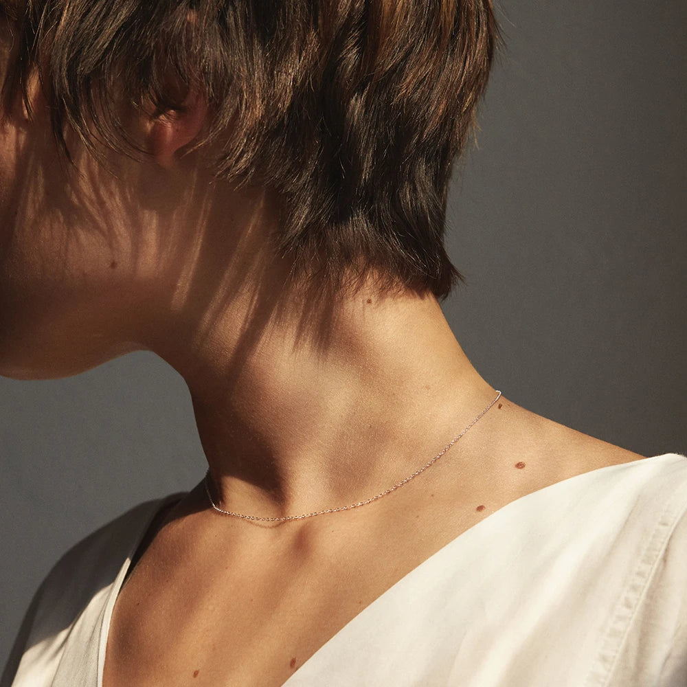 Collier chaîne ondulée en acier inoxydable – Finition dorée, style clavicule
