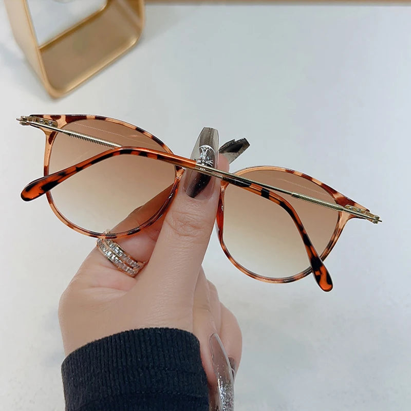 Lunettes de Soleil Femme - Vintage Rétro Élégance Noire