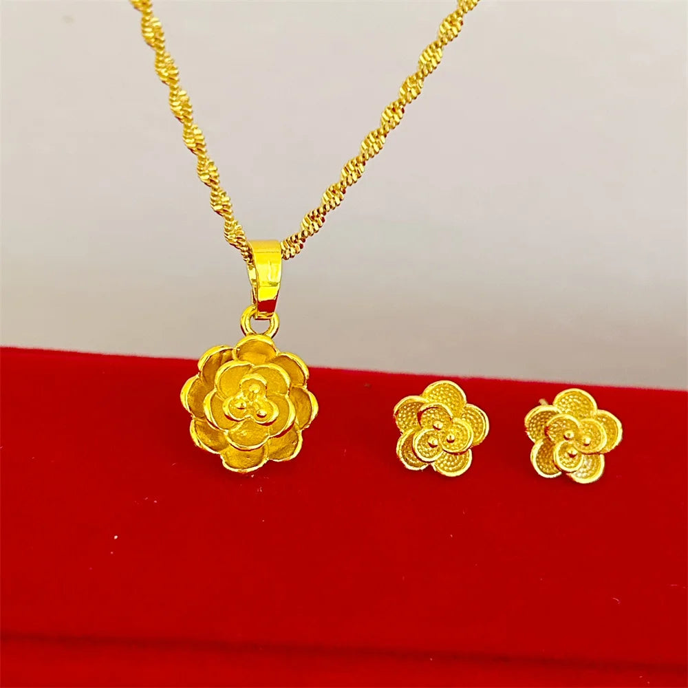 Cadena fina de metal dorado
Con perlas, elegante accesorio para peinado, boda o festival.
