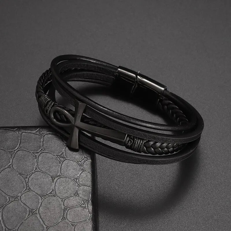 Bracelet en cuir noir et acier – Motif croix décorative