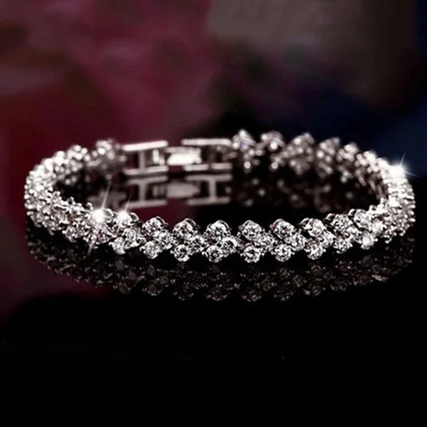 Luxury gold bracelet with rhinestones – Bohemian style intertwined leaves