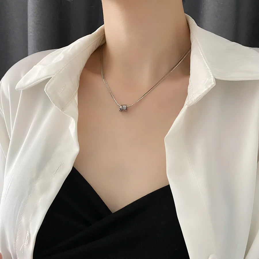 Collar de acero inoxidable de doble hilera: elegante colgante de cristal para mujer, elegante cadena de clavícula.