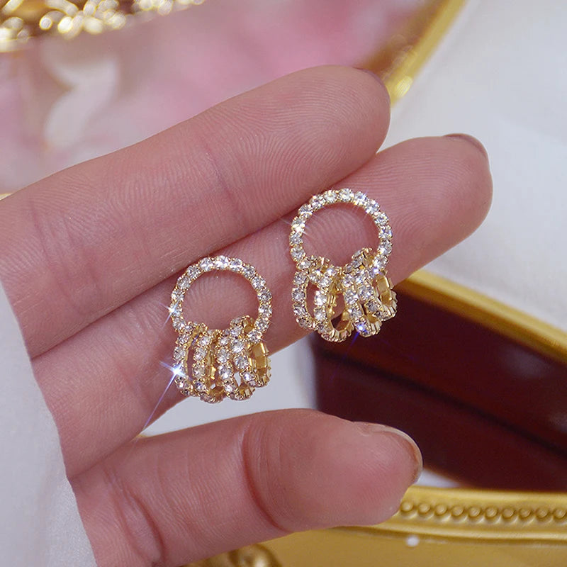 Boucles d’Oreilles Cercle Doré et Zircon AAA Brillants pour Femme