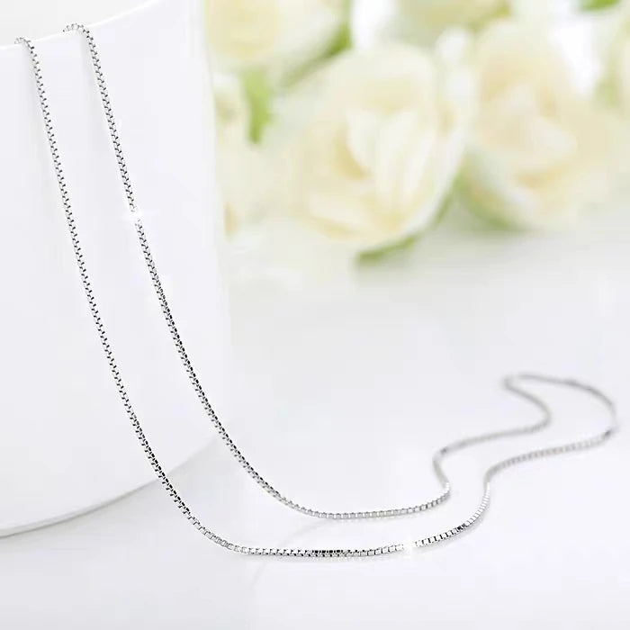 Collier chaîne ondulée en acier inoxydable – Finition dorée, style clavicule