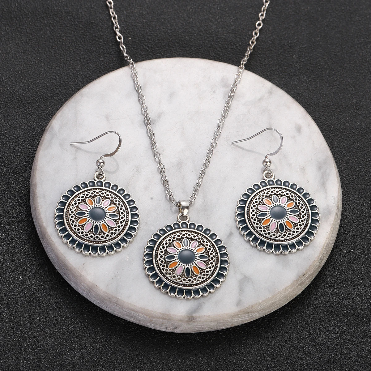 Parure Bohème Fleurie – Collier et boucles d’oreilles vintage