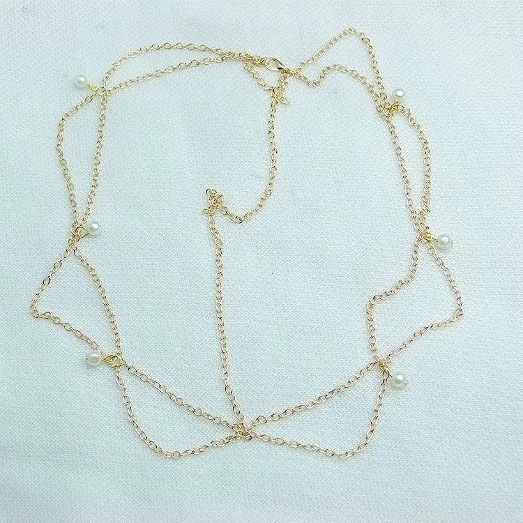 Cadena para la cabeza bohemia con cuentas doradas: joya para el cabello para mujer, para bodas, fiestas o festivales.