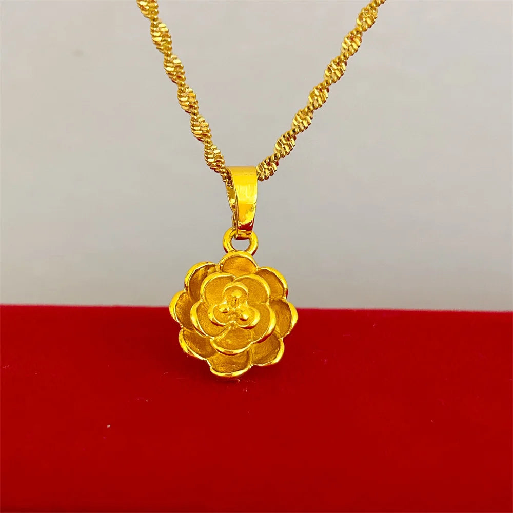 Cadena fina de metal dorado
Con perlas, elegante accesorio para peinado, boda o festival.