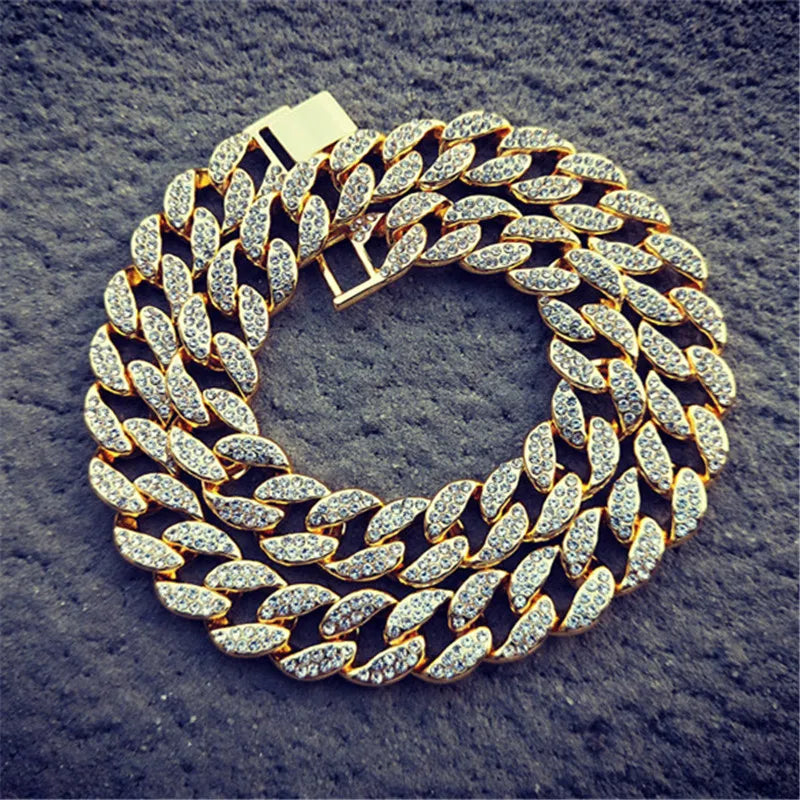 collier holycome luxe, moissanite brillante sur chaine cuban
