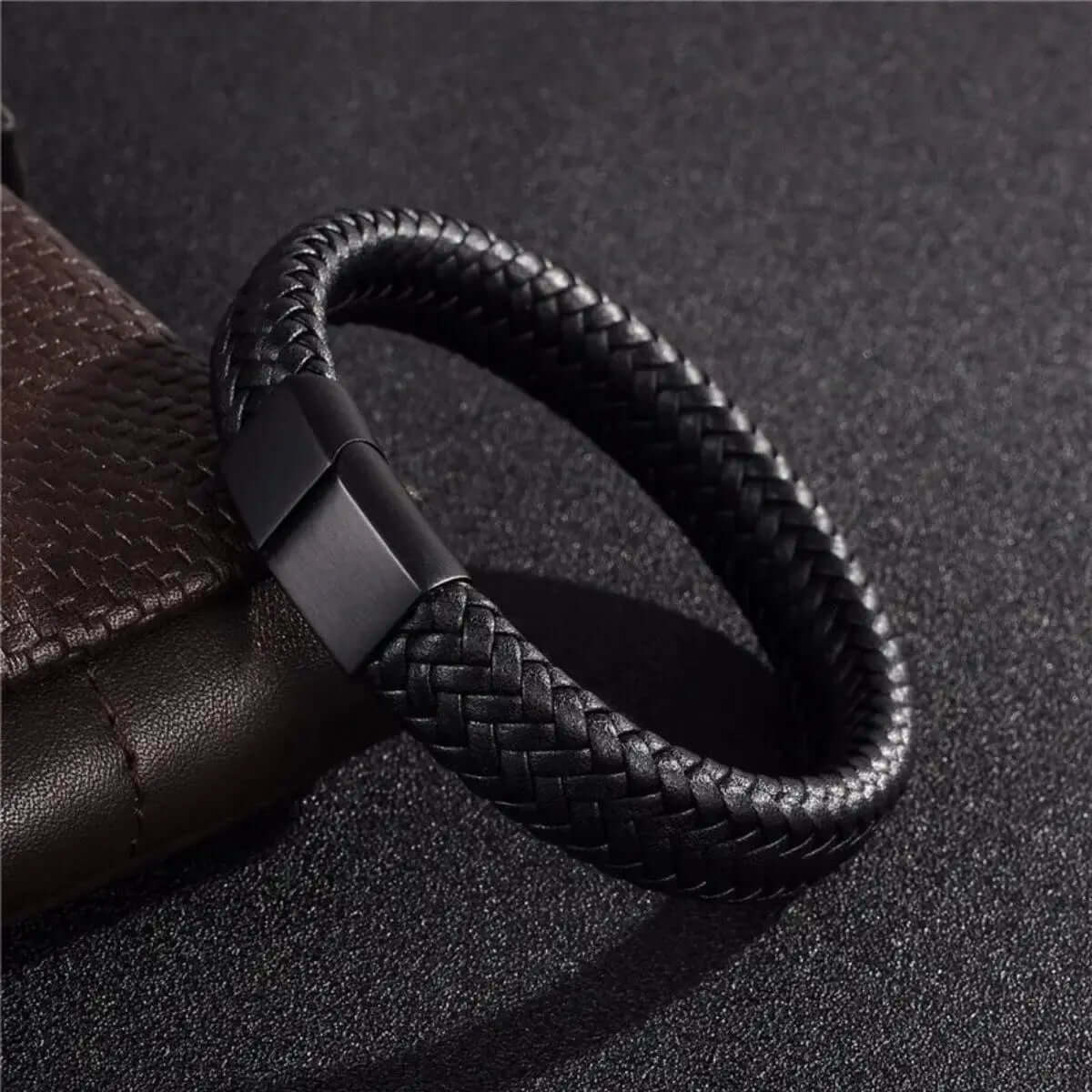 Bracelet Homme Cuir Noir Tressé et Élégance Minimaliste-Bracelets-Héritage Chic -Black-20cm-black-Heritage Chic