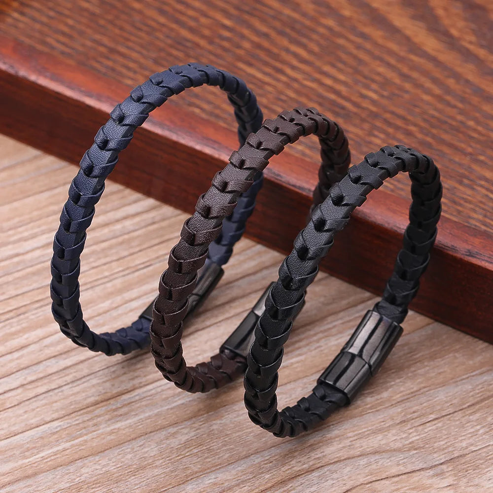 Bracelet Homme Cuir Tressé Noir et Fermoir Acier Inoxydable Magnétique et Élégance Discrète