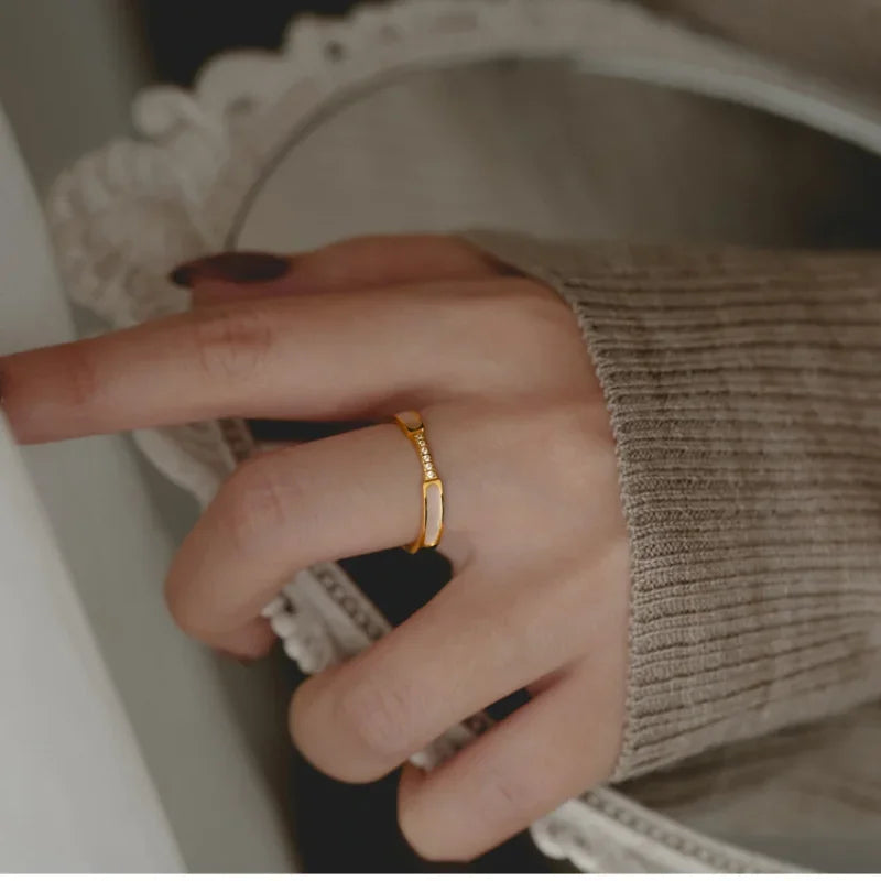 Bague Dorée Femme zircon–Acier Inoxydable, Élégance Discrète