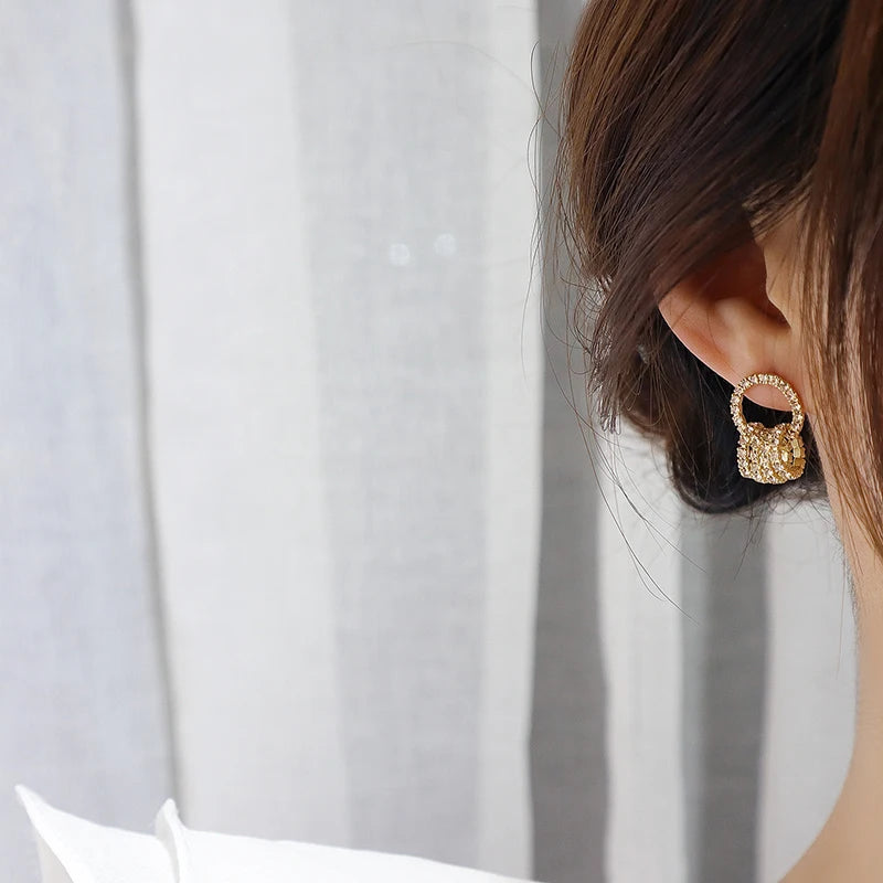 Boucles d’Oreilles Cercle Doré et Zircon AAA Brillants pour Femme