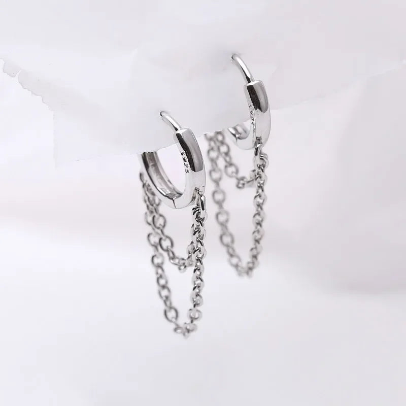Boucles d’Oreilles Anneaux Argent 925 à Doubles Chaînes – Style Moderne et Minimaliste